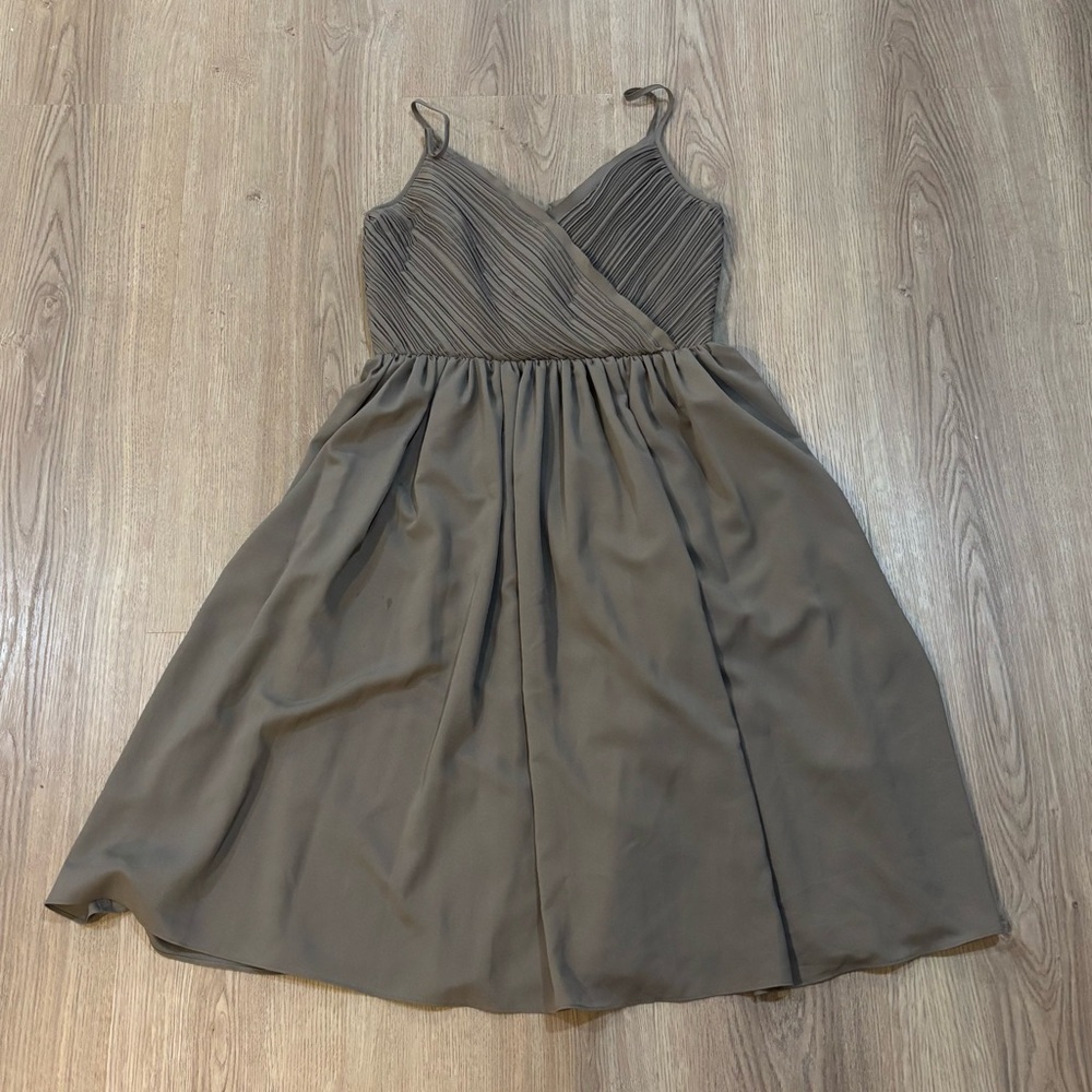 Banana Republic Elegant Gray Sleeveless Dress Size 4